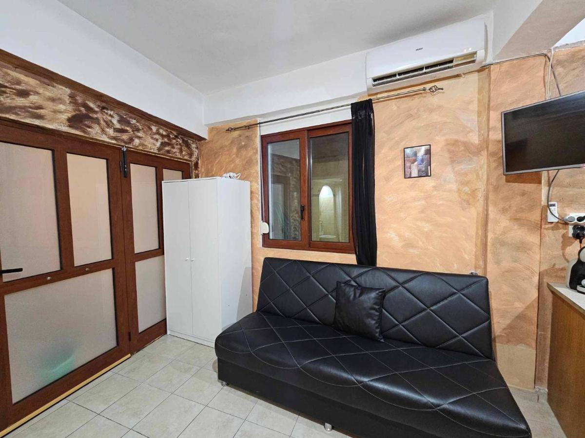George'S Guest House Ханья Экстерьер фото