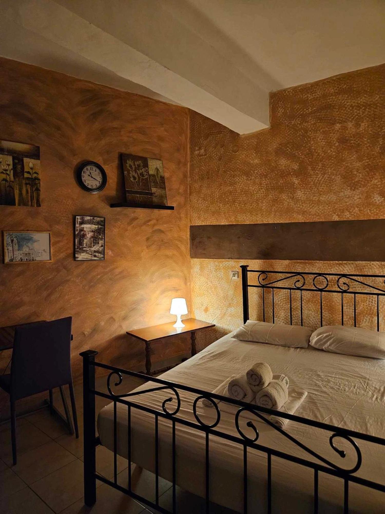 George'S Guest House Ханья Экстерьер фото